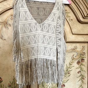 TD4 ivory crochet crop top